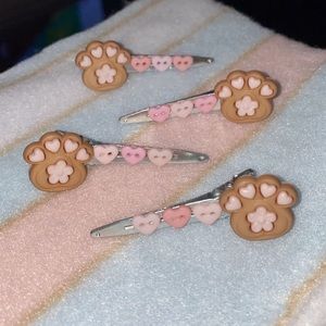 paw hair clips handmade:)